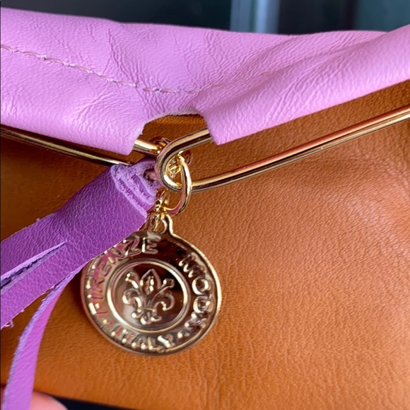 Lilac and tan leather coin purse - Picture 7 of 14